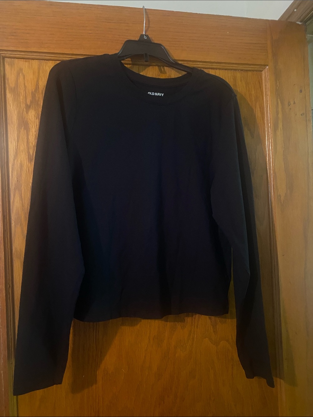 Old Navy Black Long-Sleeve Crew Tee for Kids